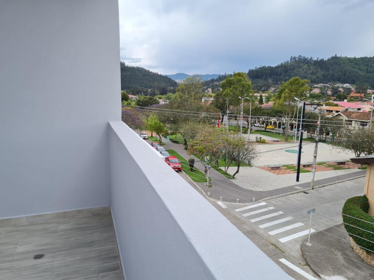 Hostal Morlaquita Cuenca Luaran gambar